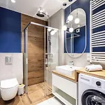 Rentplanet - Kosciuszki Apartment *