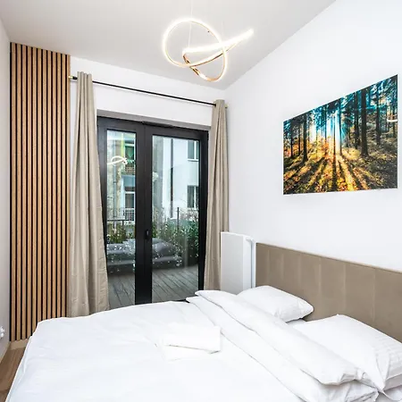 Rentplanet - Kosciuszki Apartment *