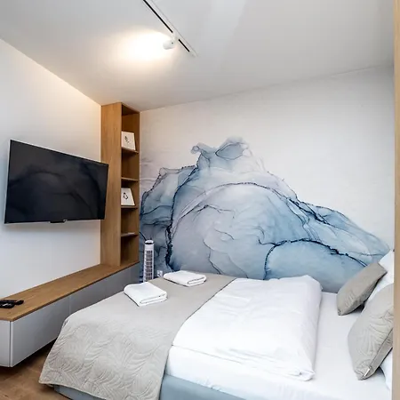 Rentplanet - Kosciuszki Apartment Krakow