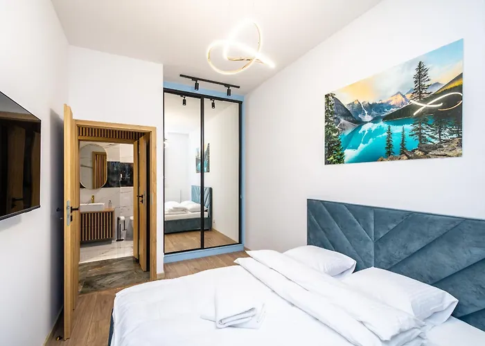 Rentplanet - Kosciuszki Apartment